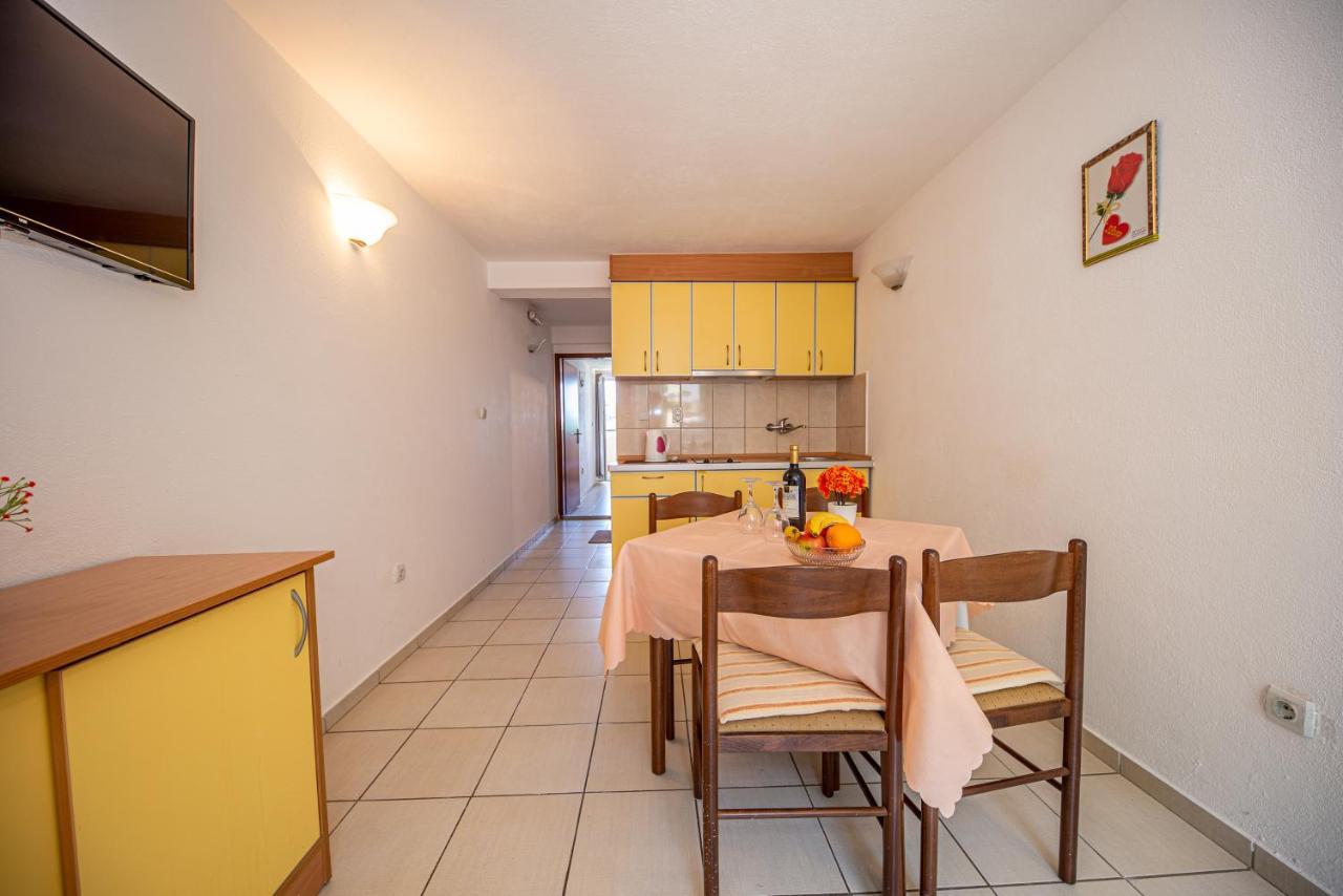 Apartment Knezevic Petrovac Exteriér fotografie