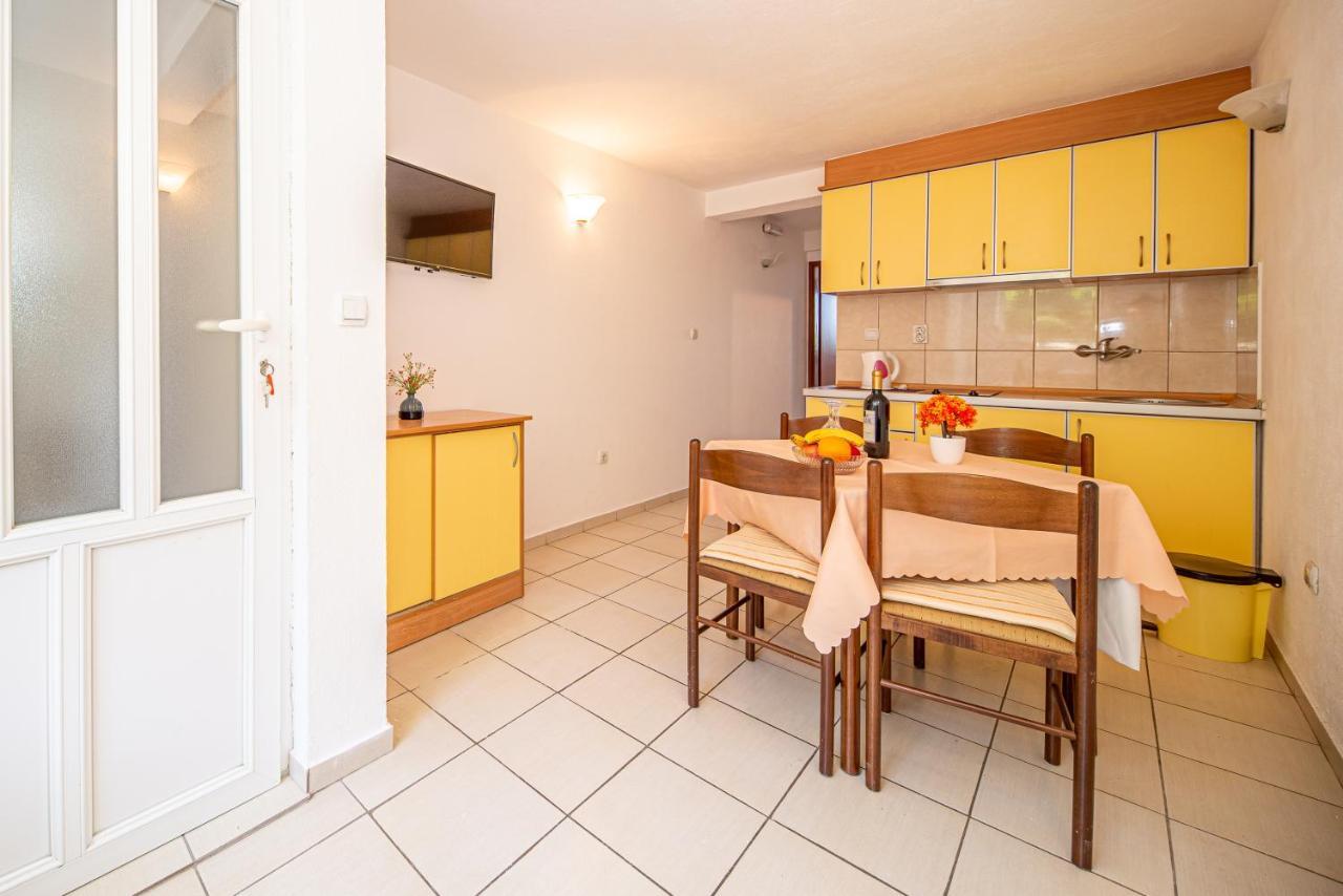 Apartment Knezevic Petrovac Exteriér fotografie