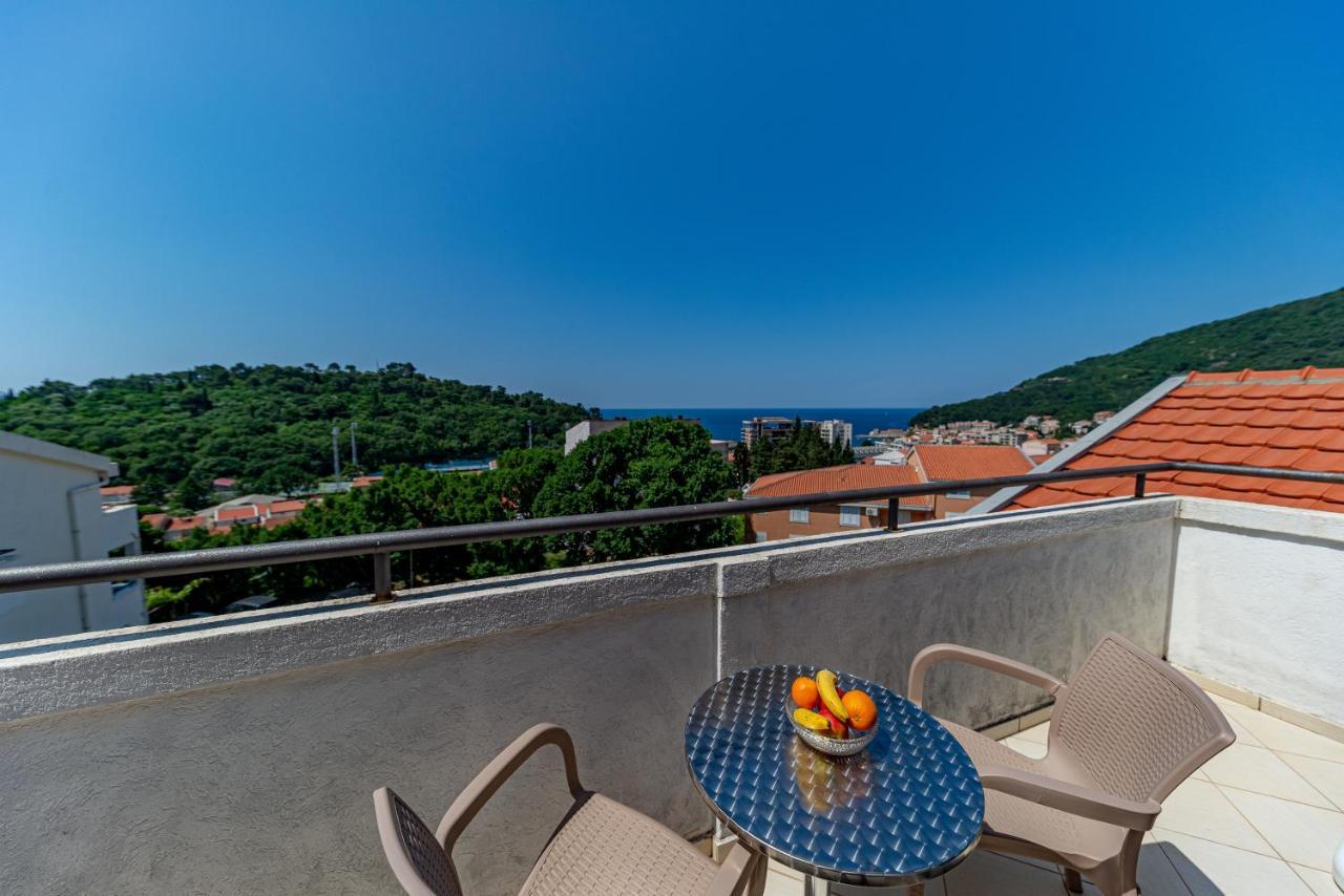 Apartment Knezevic Petrovac Exteriér fotografie