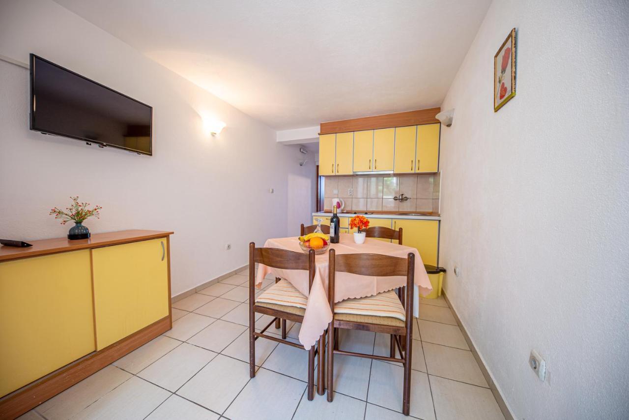Apartment Knezevic Petrovac Exteriér fotografie