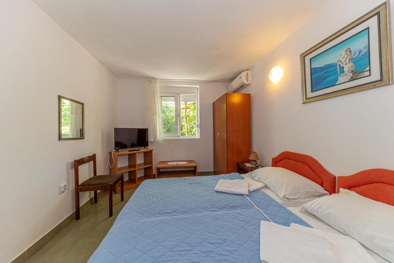 Apartment Knezevic Petrovac Exteriér fotografie