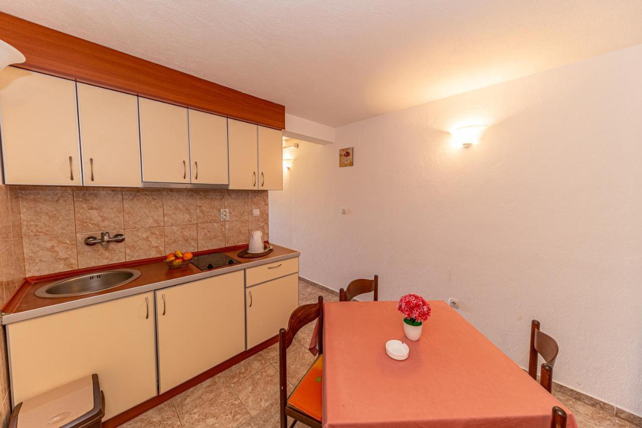Apartment Knezevic Petrovac Exteriér fotografie