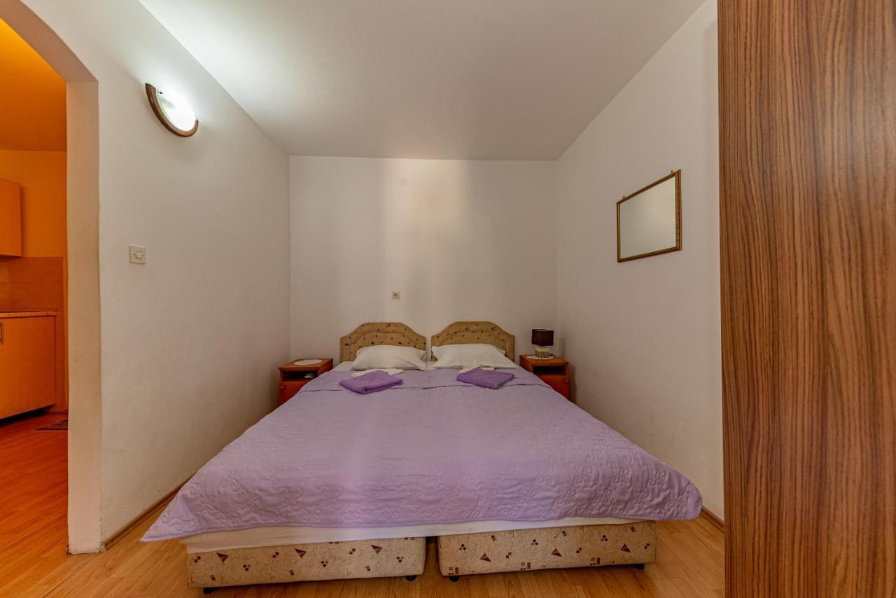 Apartment Knezevic Petrovac Exteriér fotografie