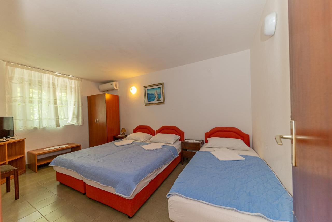 Apartment Knezevic Petrovac Exteriér fotografie