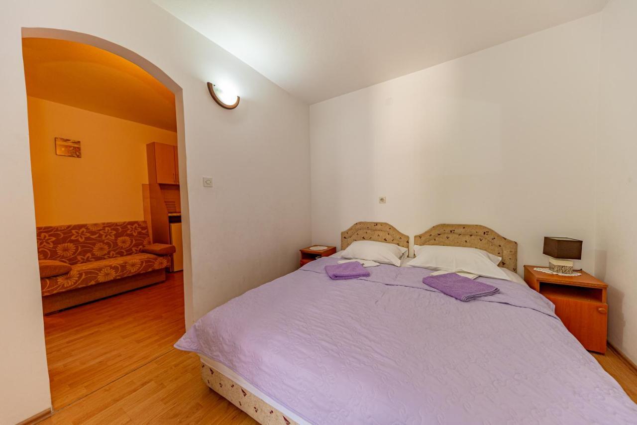 Apartment Knezevic Petrovac Exteriér fotografie