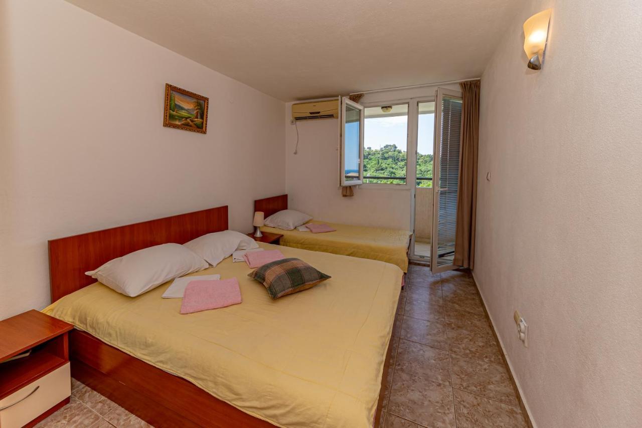 Apartment Knezevic Petrovac Exteriér fotografie